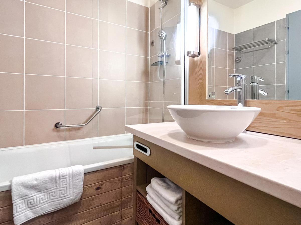 South Facing 2-Bed Apartment With Fireplace, Terrasses Deos Флен Екстериор снимка