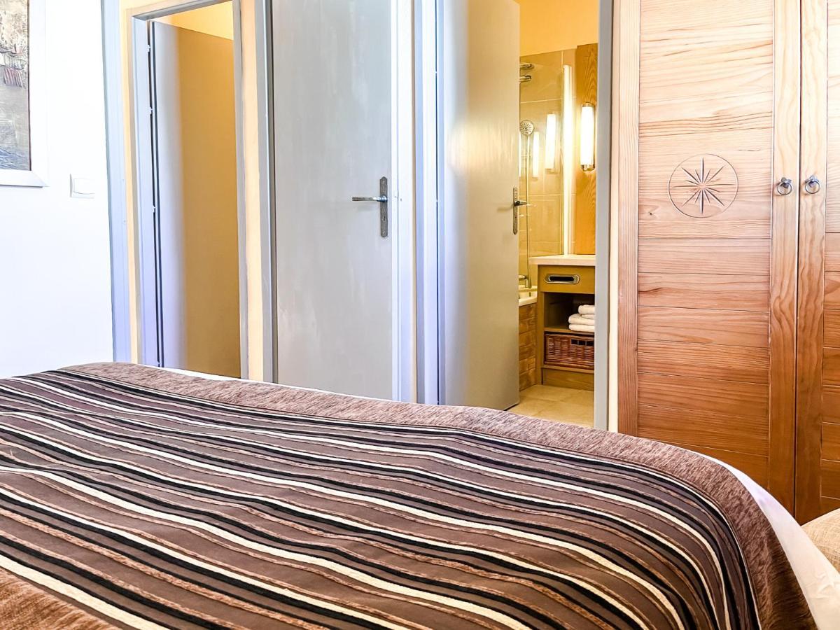 South Facing 2-Bed Apartment With Fireplace, Terrasses Deos Флен Екстериор снимка